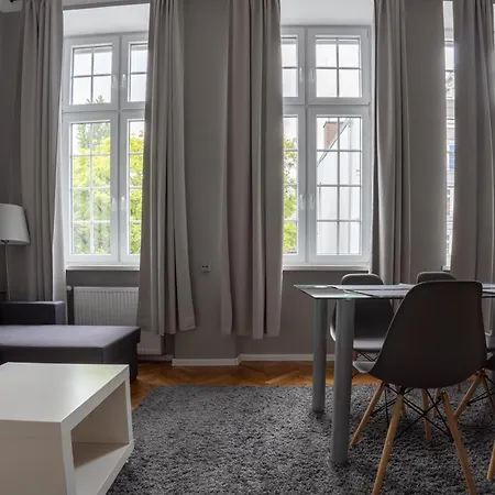 Viu Postcards From *