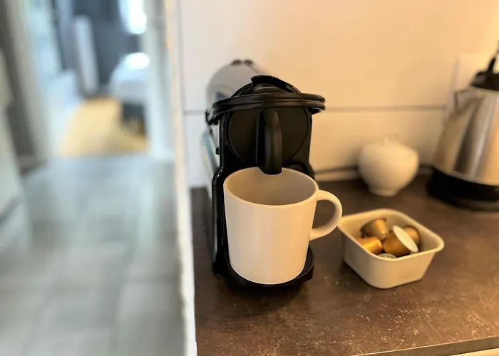 Viu Postcards From *