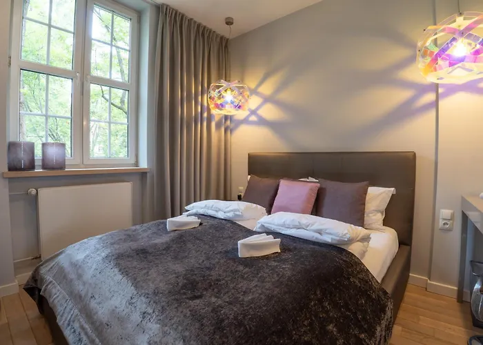 Viu Postcards From アパート