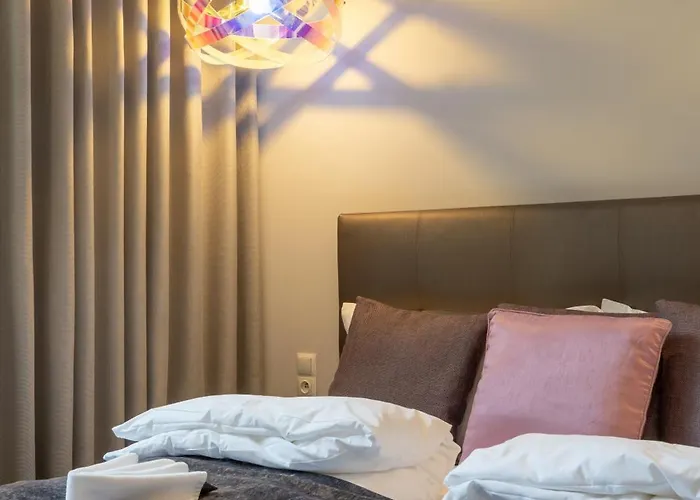 Viu Postcards From * グダニスク