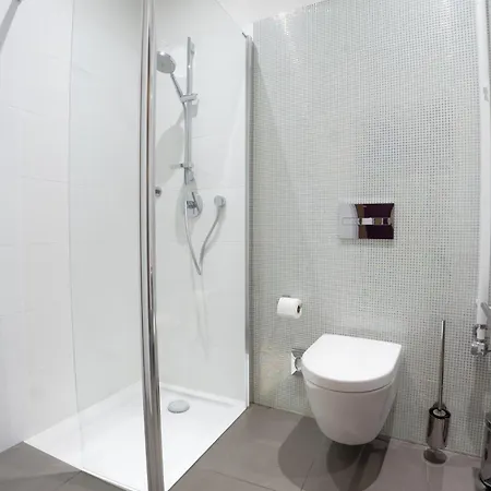 Viu Postcards From Gdaňsk